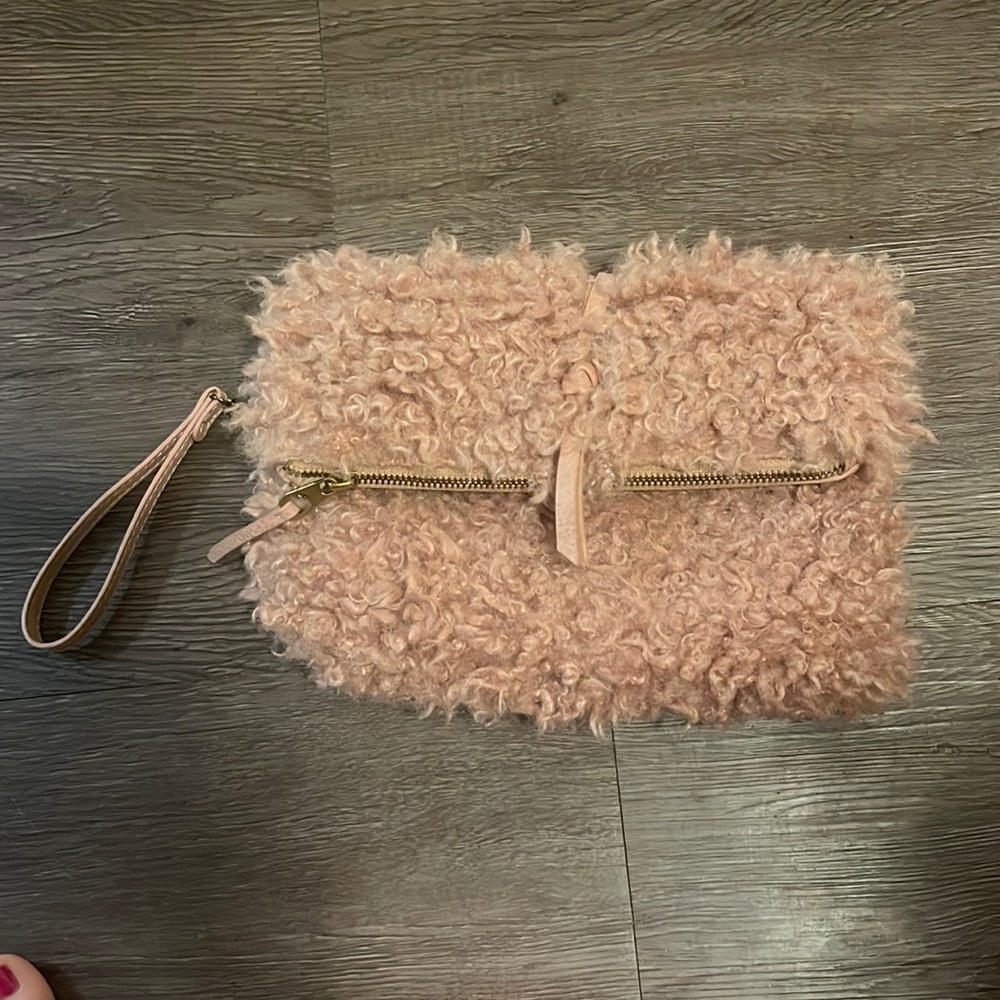 Universal thread furry blush clutch